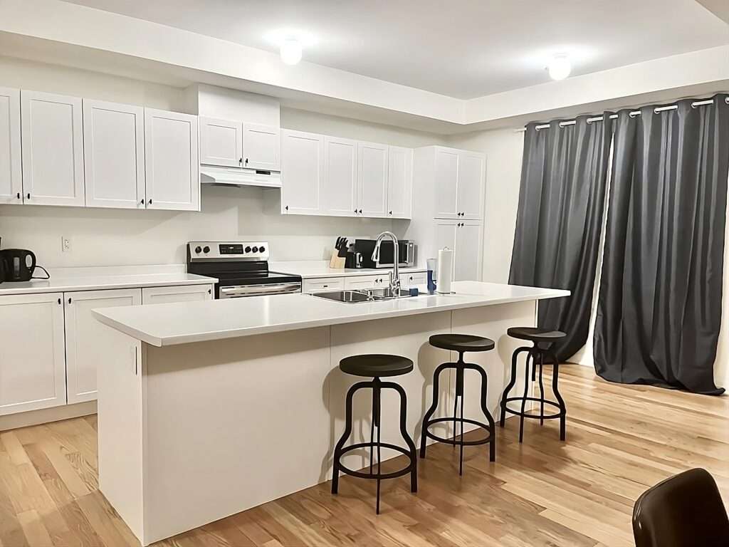 Very clean kitchen in Bowmanville with great lighting